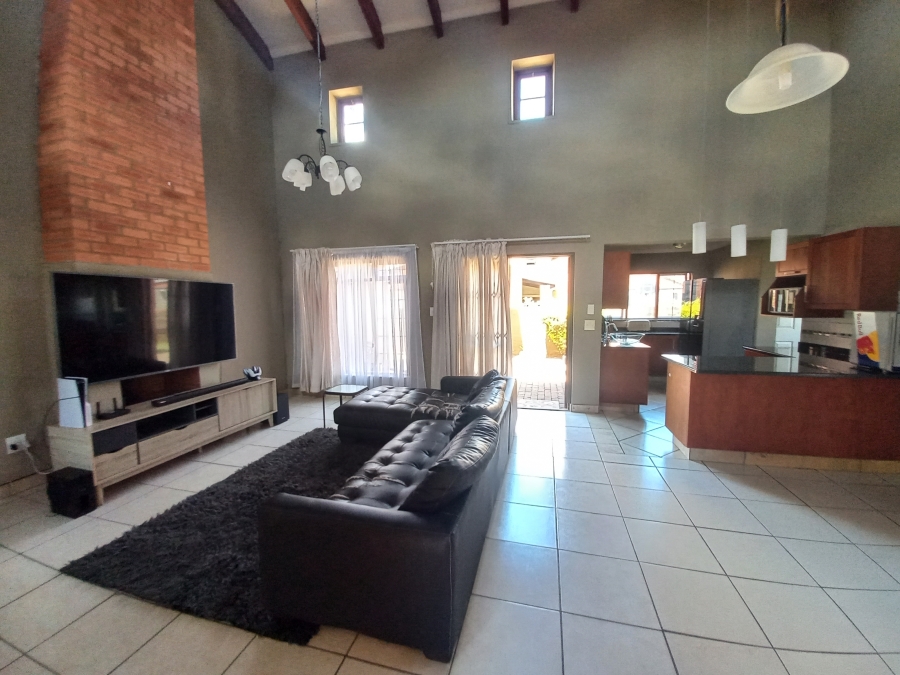 3 Bedroom Property for Sale in Waterval East North West
